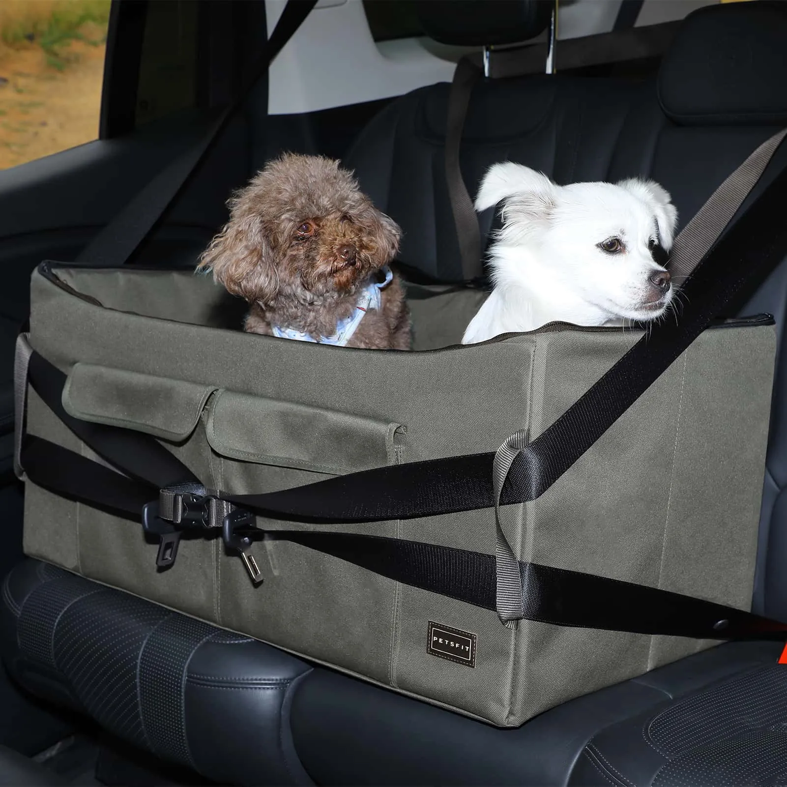 PETSFIT Dog Booster Seat for Medium Dog or 2 Small Dogs or Large Dog up to 45 lb